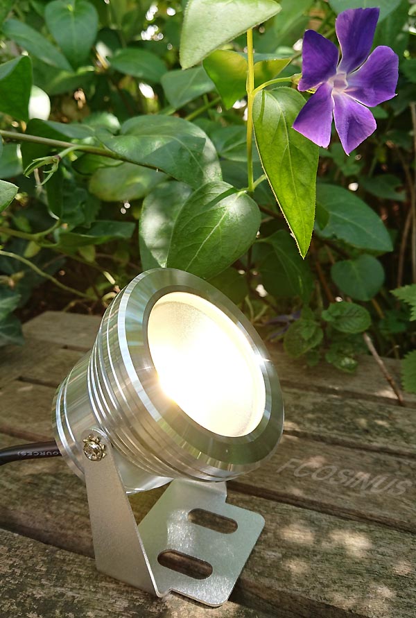 12cob10s Mini projecteur LED COB blanc chaud étanche intérieur extérieur de type spot 12v 10w pour éclairage de jardin , terrasse , bassin, fontaine Image 12cob10s Fcosinus