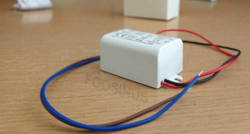 let500 Alimentation transformateur miniature 230v vers 12v spécial LED jusqu'à 6w ultra compacte Image let500 Fcosinus